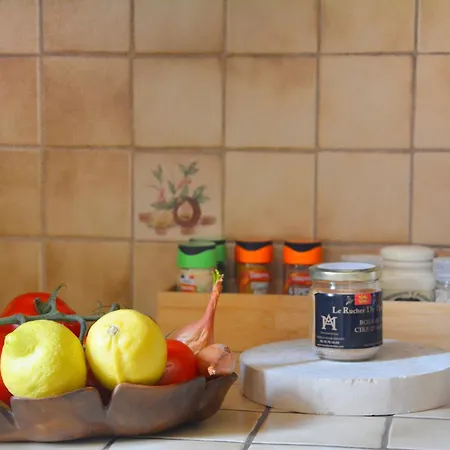 Le Malis - Charming Half-timbered Family House With Large Garden * Saint-Jouin