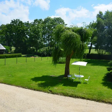 Le Malis - Charming Half-timbered Family House With Large Garden Tatil Evi *