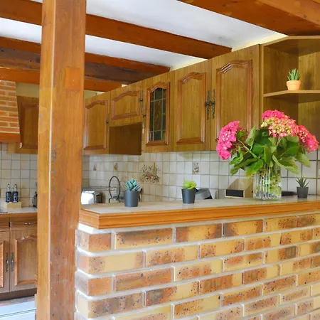 Tatil Evi Le Malis - Charming Half-timbered Family House With Large Garden