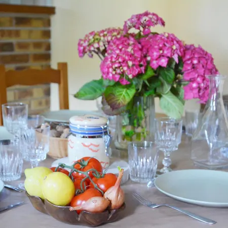 Le Malis - Charming Half-timbered Family House With Large Garden Tatil Evi *