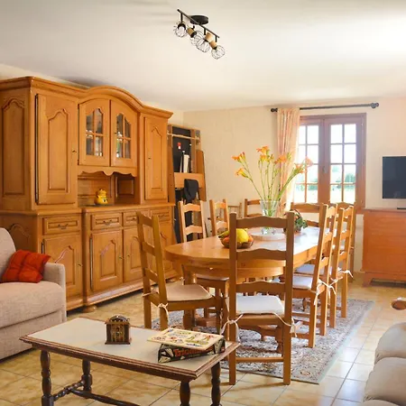 Tatil Evi Le Malis - Charming Half-timbered Family House With Large Garden *