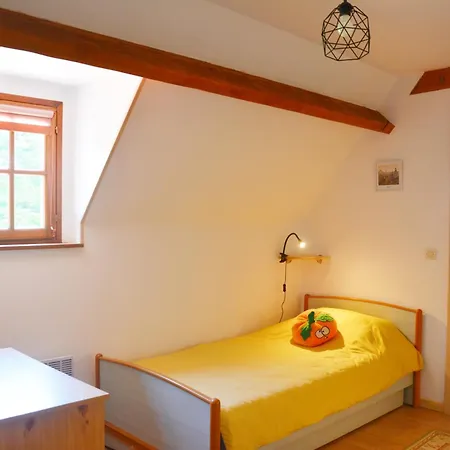 Le Malis - Charming Half-timbered Family House With Large Garden * Saint-Jouin