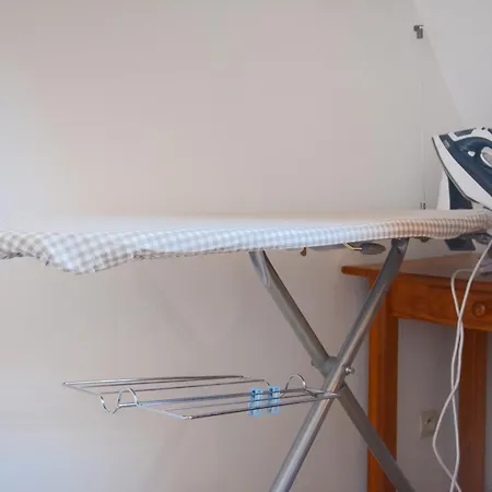 Le Malis - Charming Half-timbered Family House With Large Garden