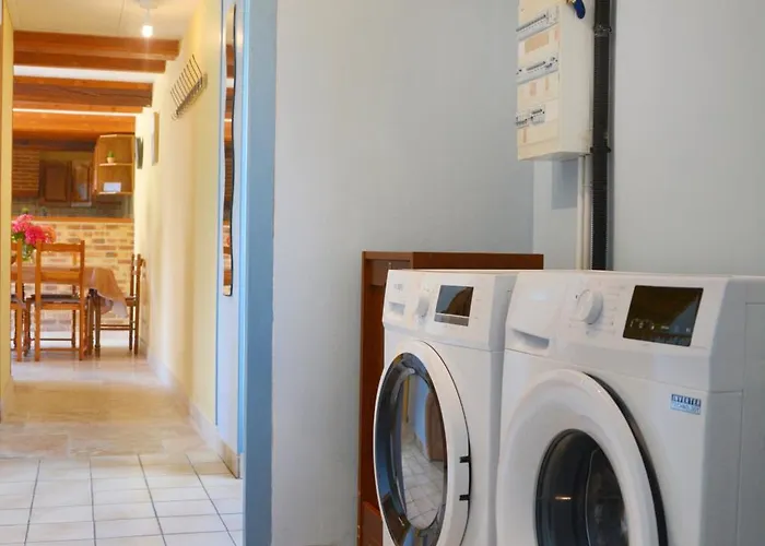 Le Malis - Charming Half-timbered Family House With Large Garden * Saint-Jouin