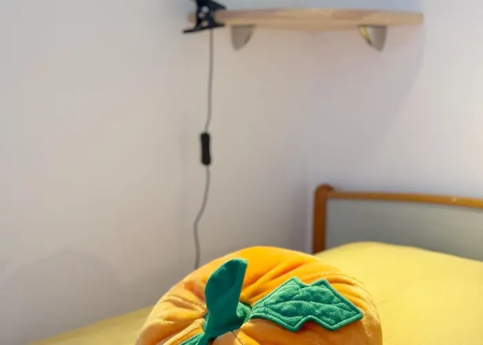 Le Malis - Charming Half-timbered Family House With Large Garden Ferienhaus *