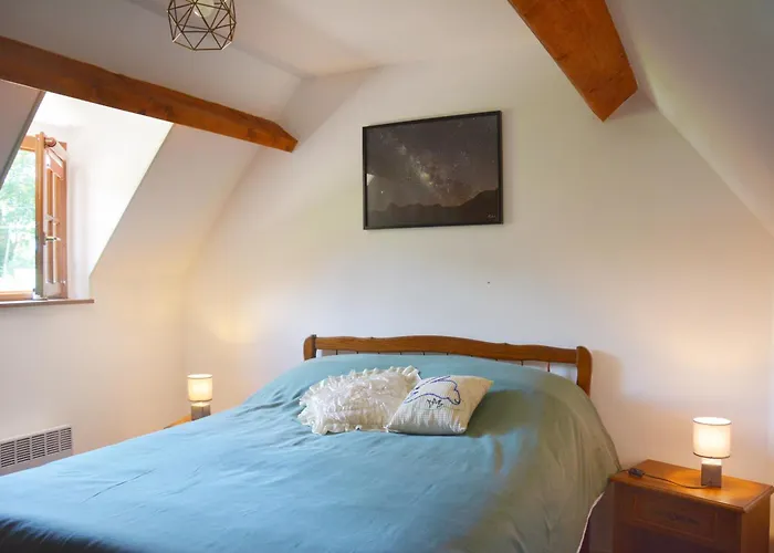 Le Malis - Charming Half-timbered Family House With Large Garden