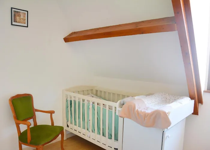 Le Malis - Charming Half-timbered Family House With Large Garden